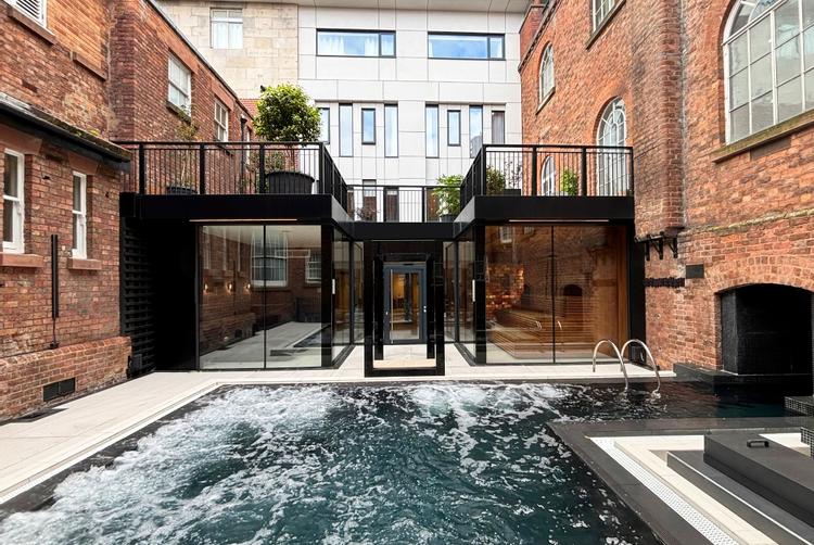 School Lane Hotel | Liverpool