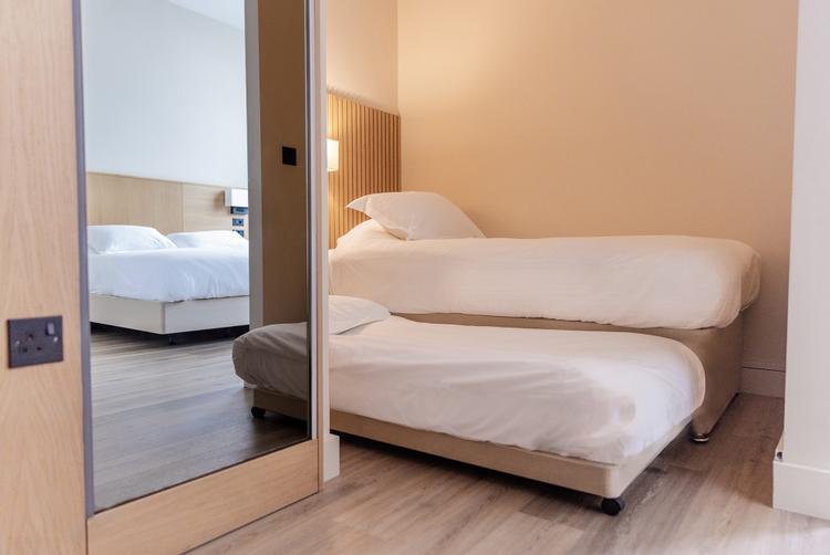 School Lane Hotel | Liverpool | 6