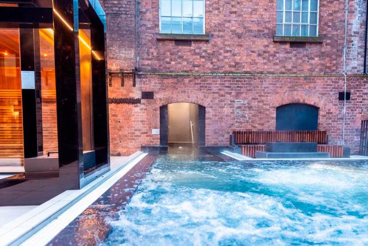 School Lane Hotel | Liverpool | 10